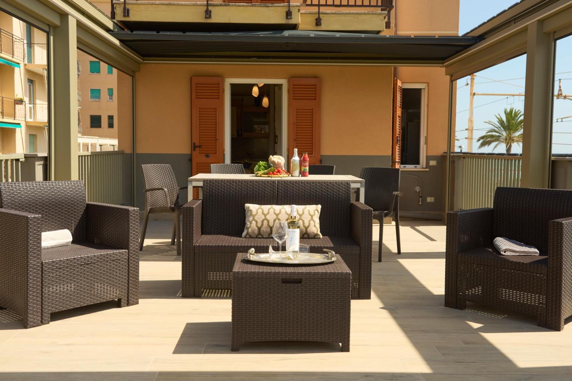 Apartament Terrazza Sul Mare A Pietra Ligure Zewnętrze zdjęcie